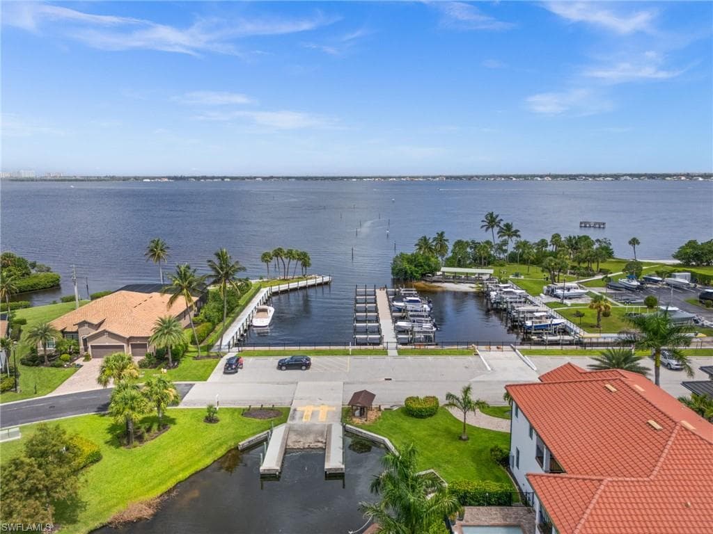 15143 Seabreeze Cove Cir, Fort Myers, FL 33908-40