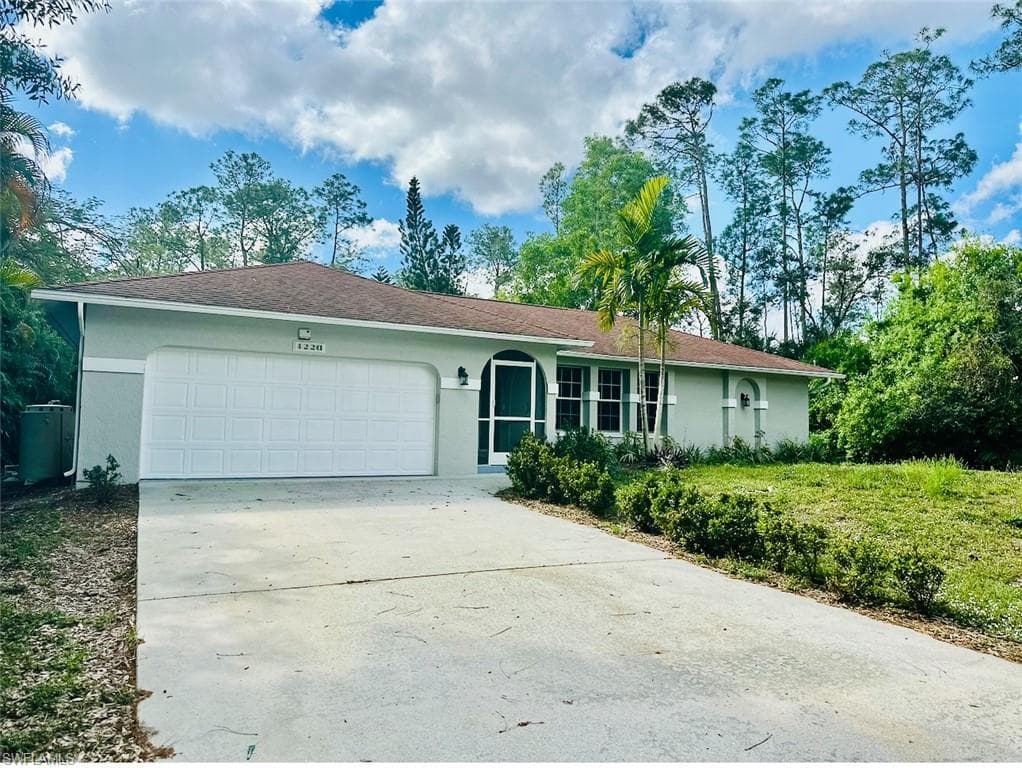 4220 Pine Ridge Rd, Naples, FL 34119-2