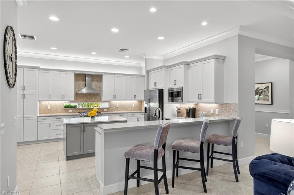 28514 Wharton Dr, Bonita Springs, FL 34135-17