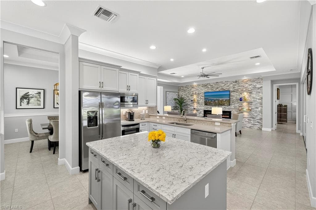 28514 Wharton Dr, Bonita Springs, FL 34135-19