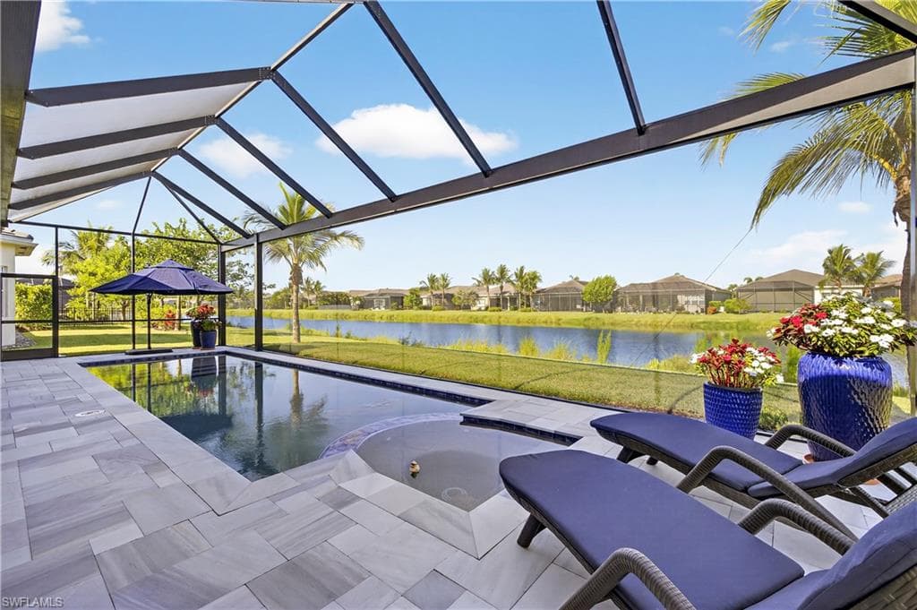 28514 Wharton Dr, Bonita Springs, FL 34135-40