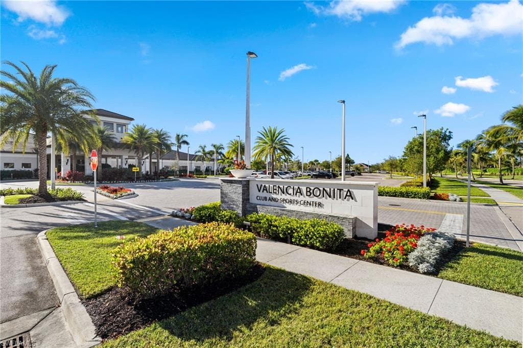 28514 Wharton Dr, Bonita Springs, FL 34135-50