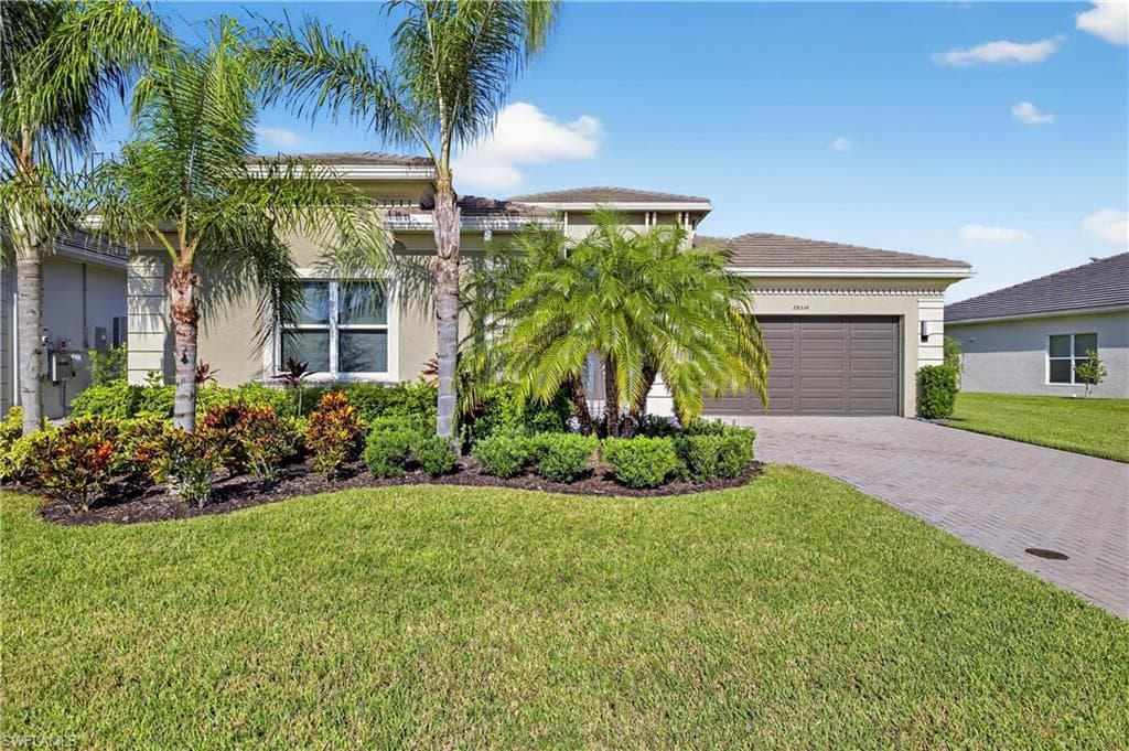 28514 Wharton Dr, Bonita Springs, FL 34135-5