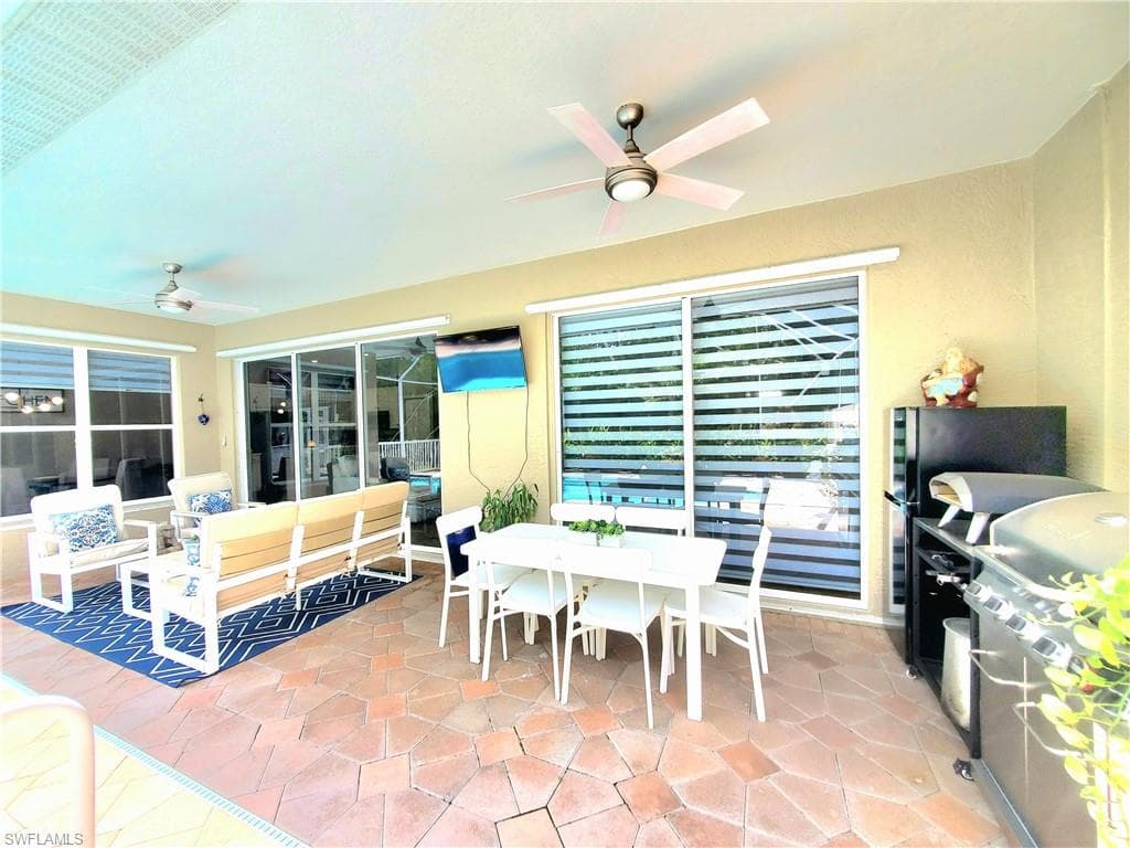 1119 Dorchester Ct 60, Naples, FL 34104-20