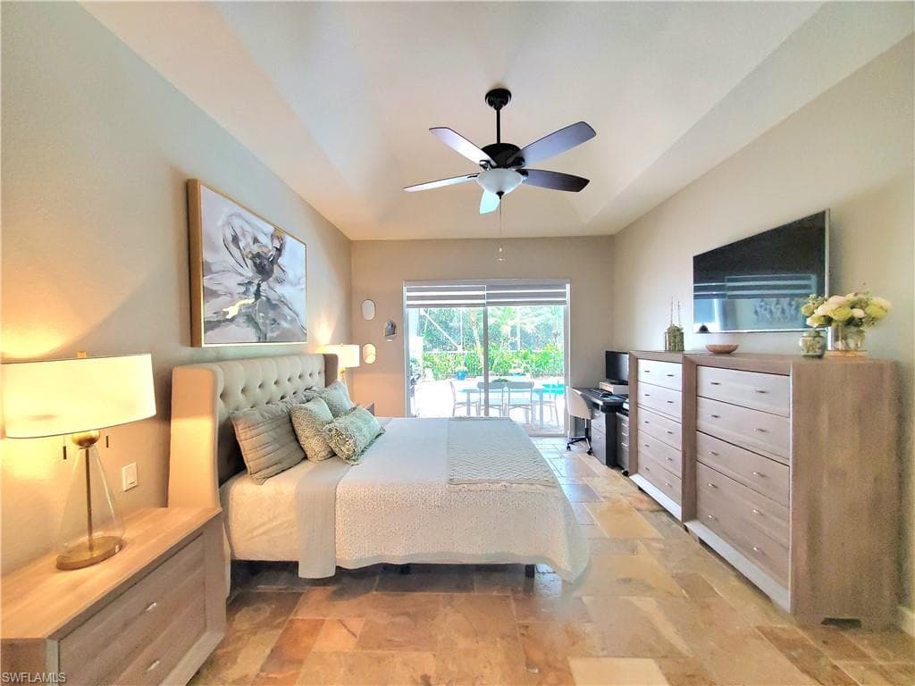 1119 Dorchester Ct 60, Naples, FL 34104-22