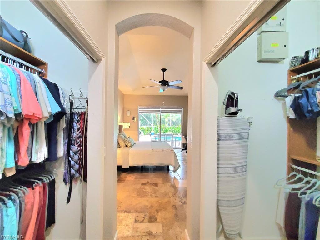 1119 Dorchester Ct 60, Naples, FL 34104-23