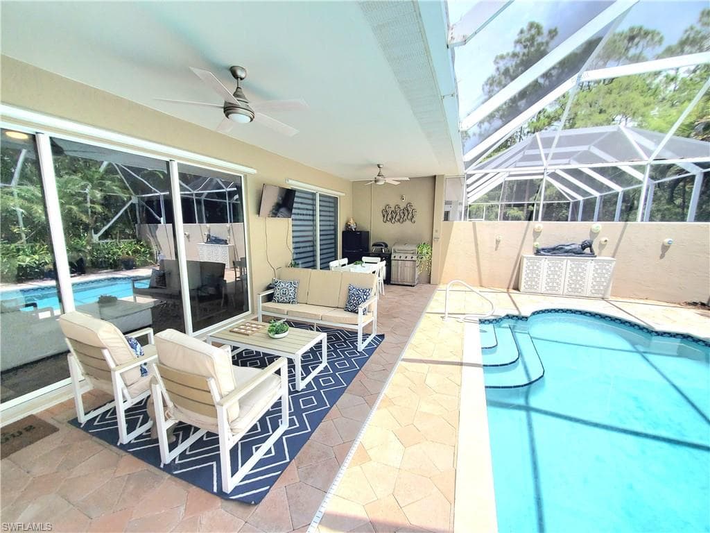 1119 Dorchester Ct 60, Naples, FL 34104-36