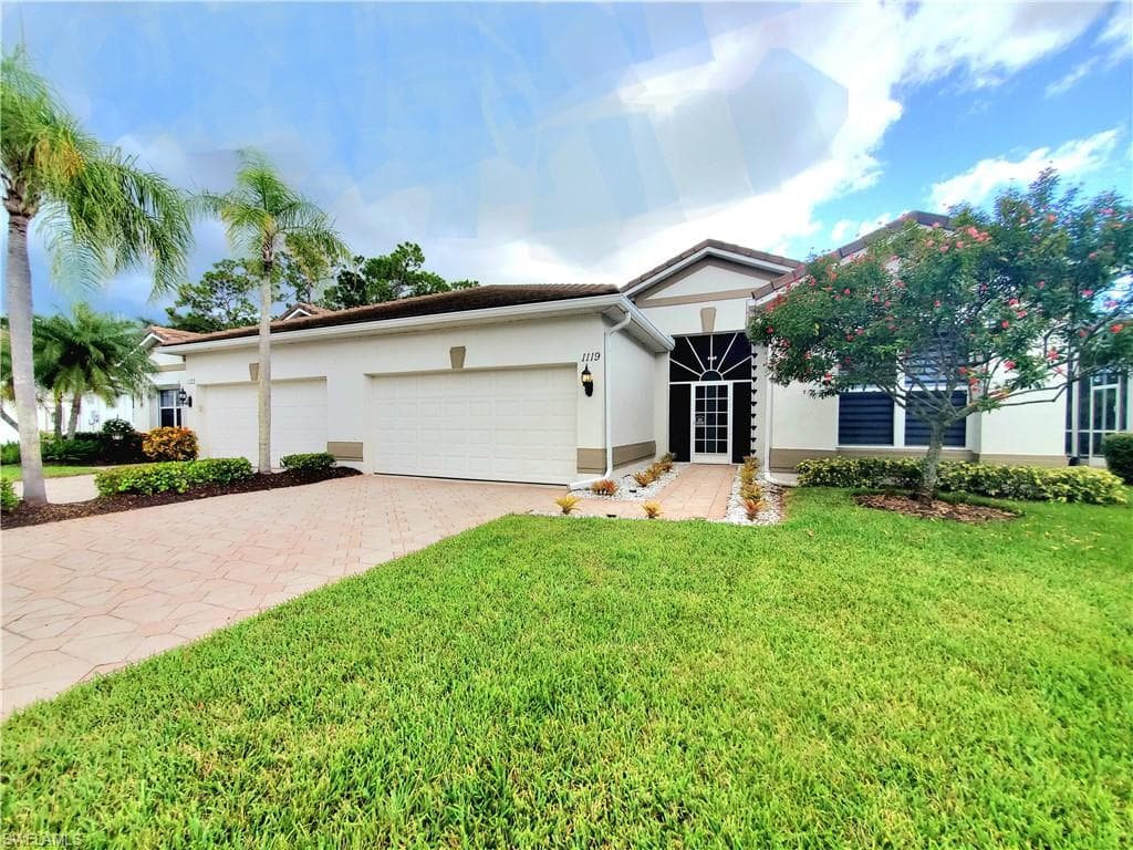 1119 Dorchester Ct 60, Naples, FL 34104-40