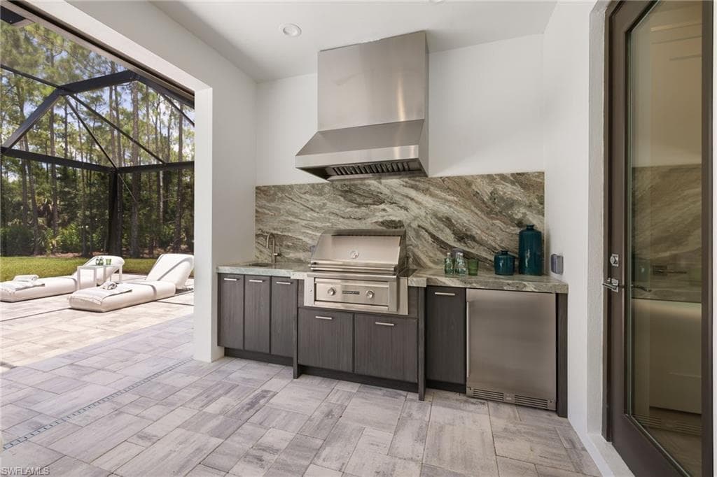 4751 1st Ave SW, Naples, FL 34119-18