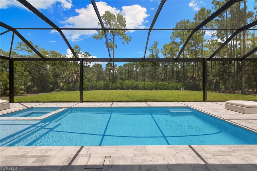 4751 1st Ave SW, Naples, FL 34119-32