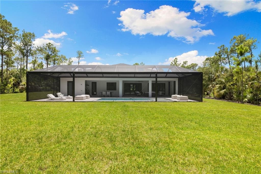4751 1st Ave SW, Naples, FL 34119-33