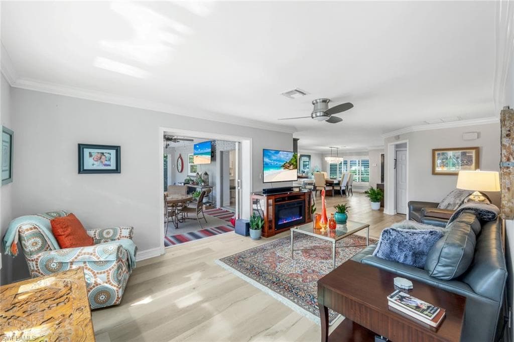 27984 Carl Cir, Bonita Springs, FL 34135-19