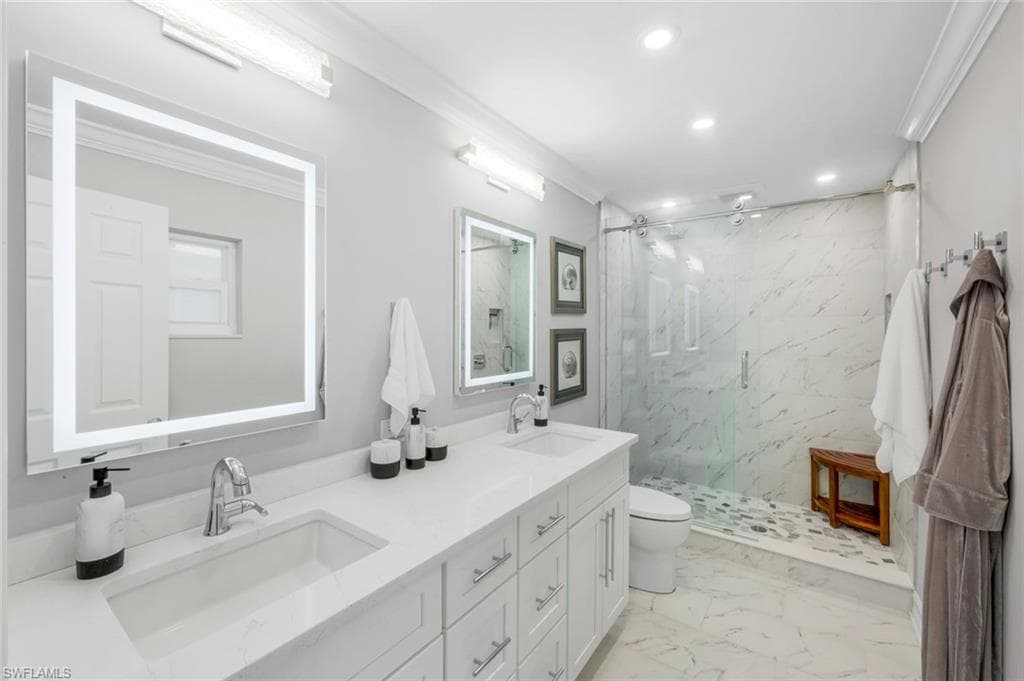 27984 Carl Cir, Bonita Springs, FL 34135-24