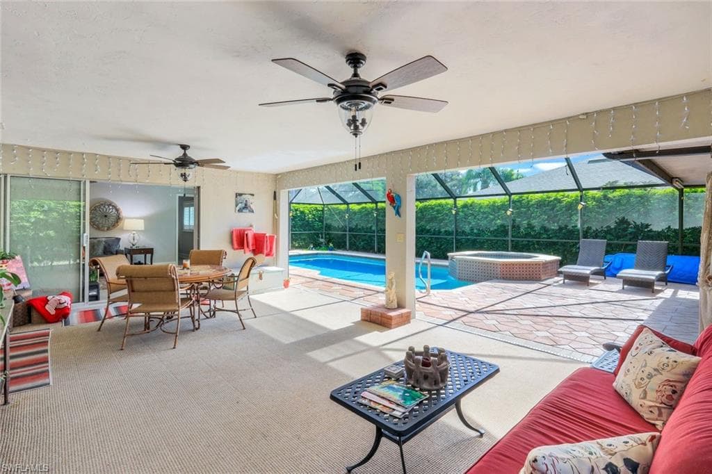 27984 Carl Cir, Bonita Springs, FL 34135-30