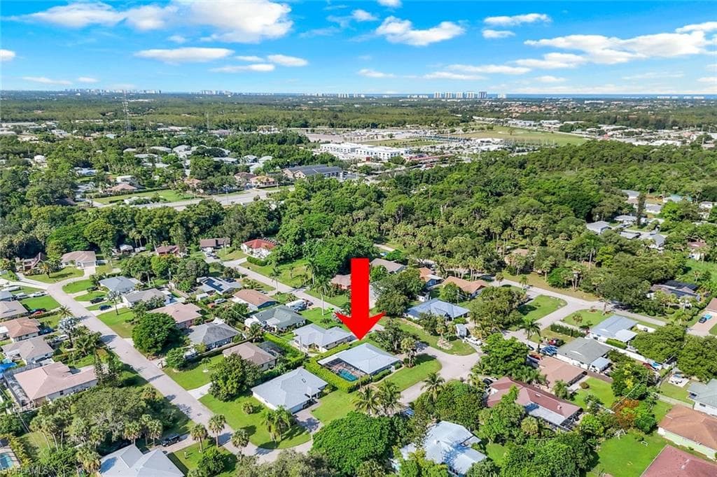 27984 Carl Cir, Bonita Springs, FL 34135-43