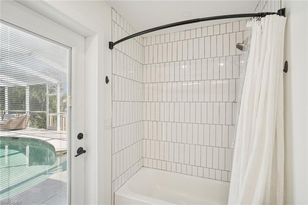 444 Barfield Dr, Marco Island, FL 34145-26