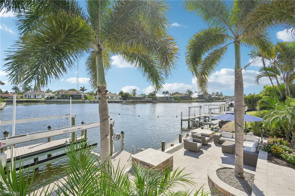 444 Barfield Dr, Marco Island, FL 34145-32