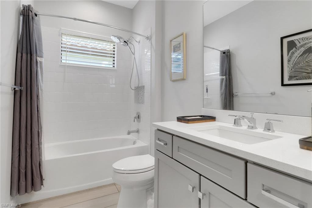 4076 Pegasus Way, Naples, FL 34120-12