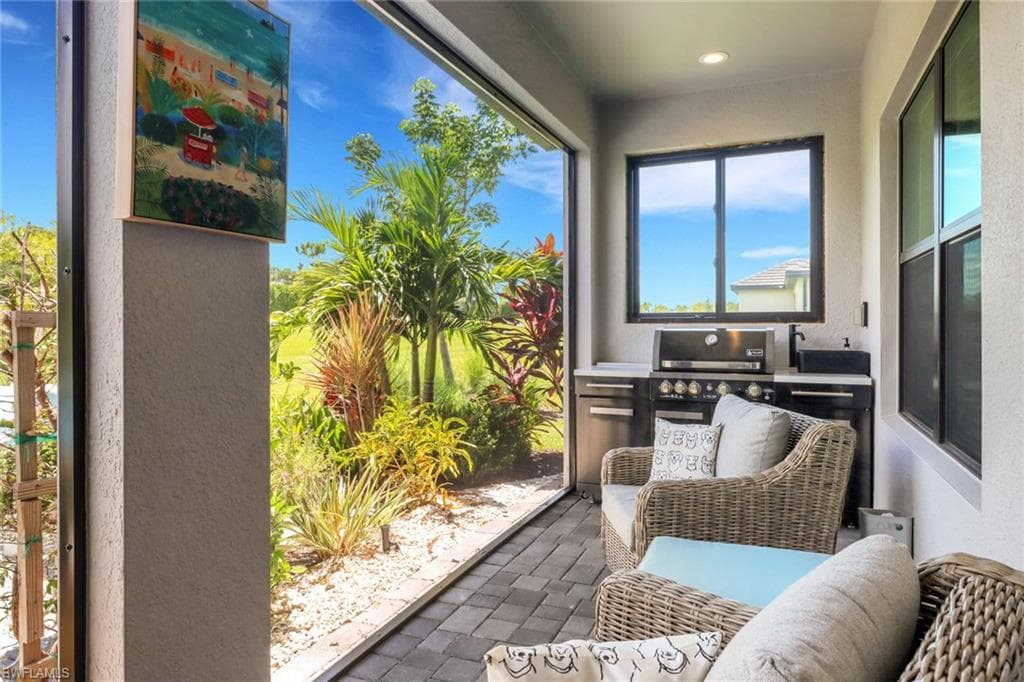4076 Pegasus Way, Naples, FL 34120-20