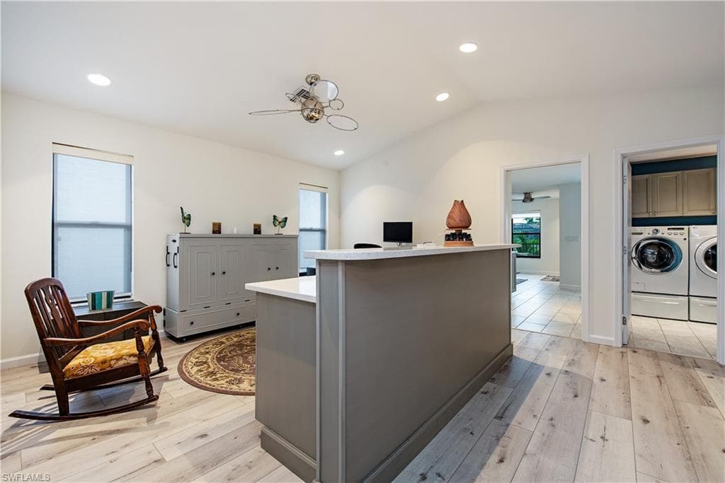 919 Joy Cir, Marco Island, FL 34145-14