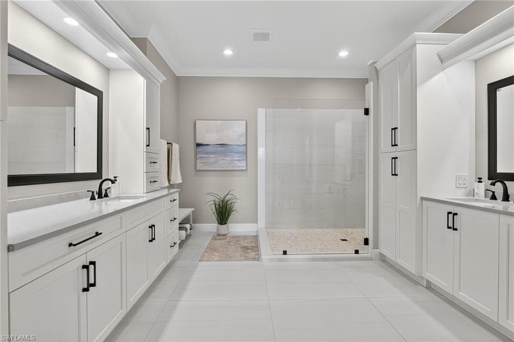 3202 Serenity Ct 202, Naples, FL 34114-23