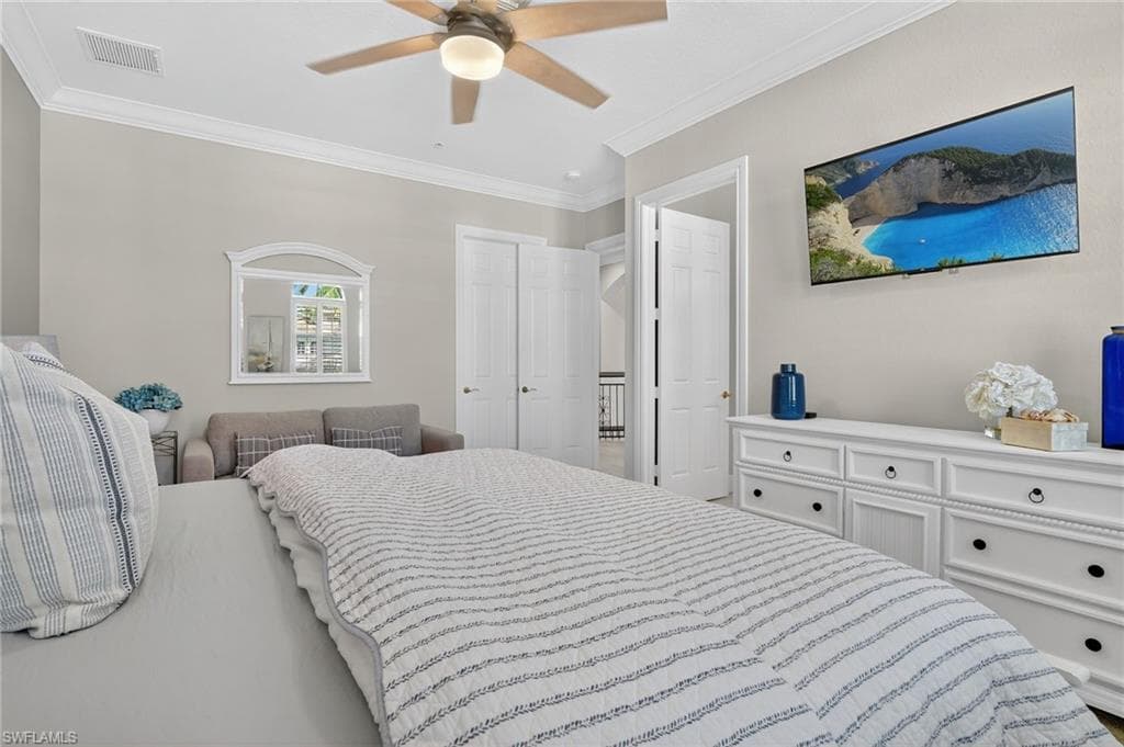 3202 Serenity Ct 202, Naples, FL 34114-32
