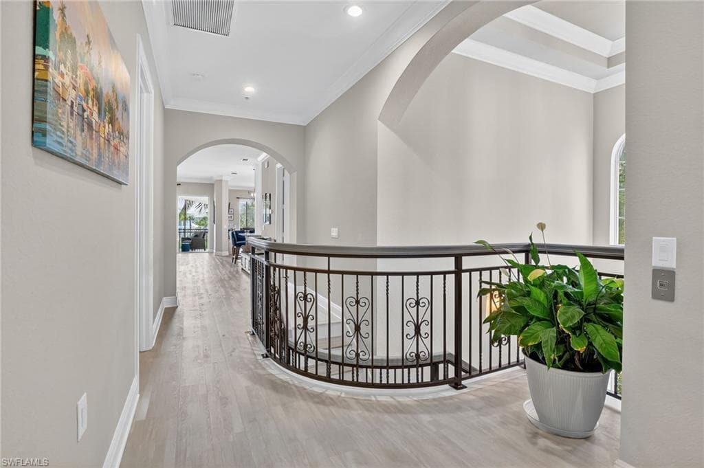 3202 Serenity Ct 202, Naples, FL 34114-40