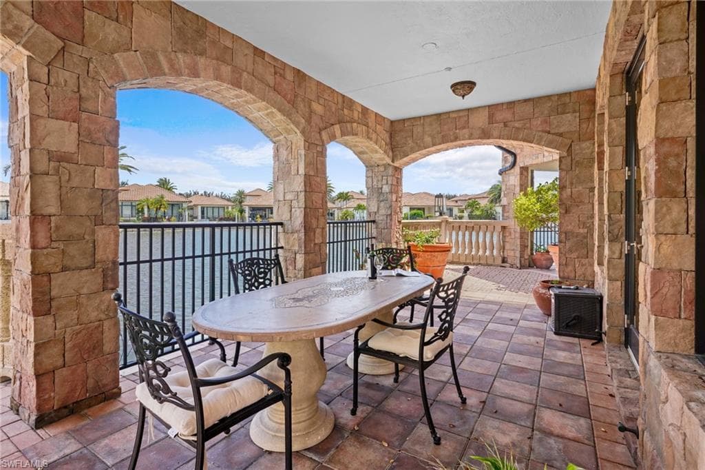 16653 Toscana Cir 701, Naples, FL 34110-5