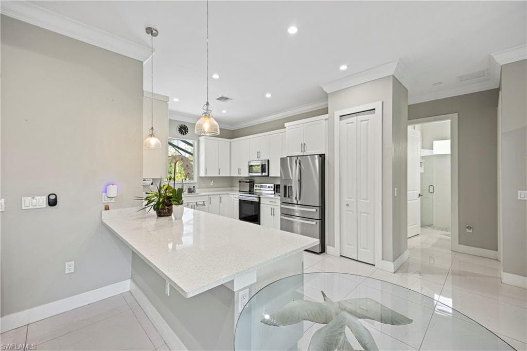 3291 41st Ave NE, Naples, FL 34120-11
