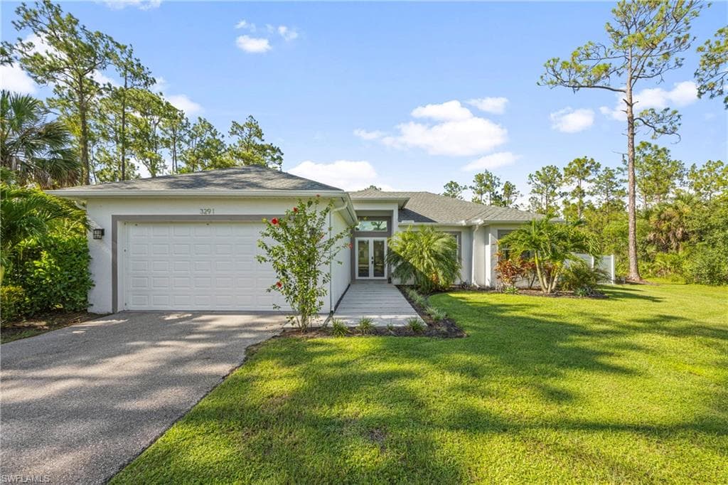3291 41st Ave NE, Naples, FL 34120-1