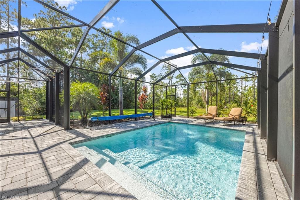 3291 41st Ave NE, Naples, FL 34120-33