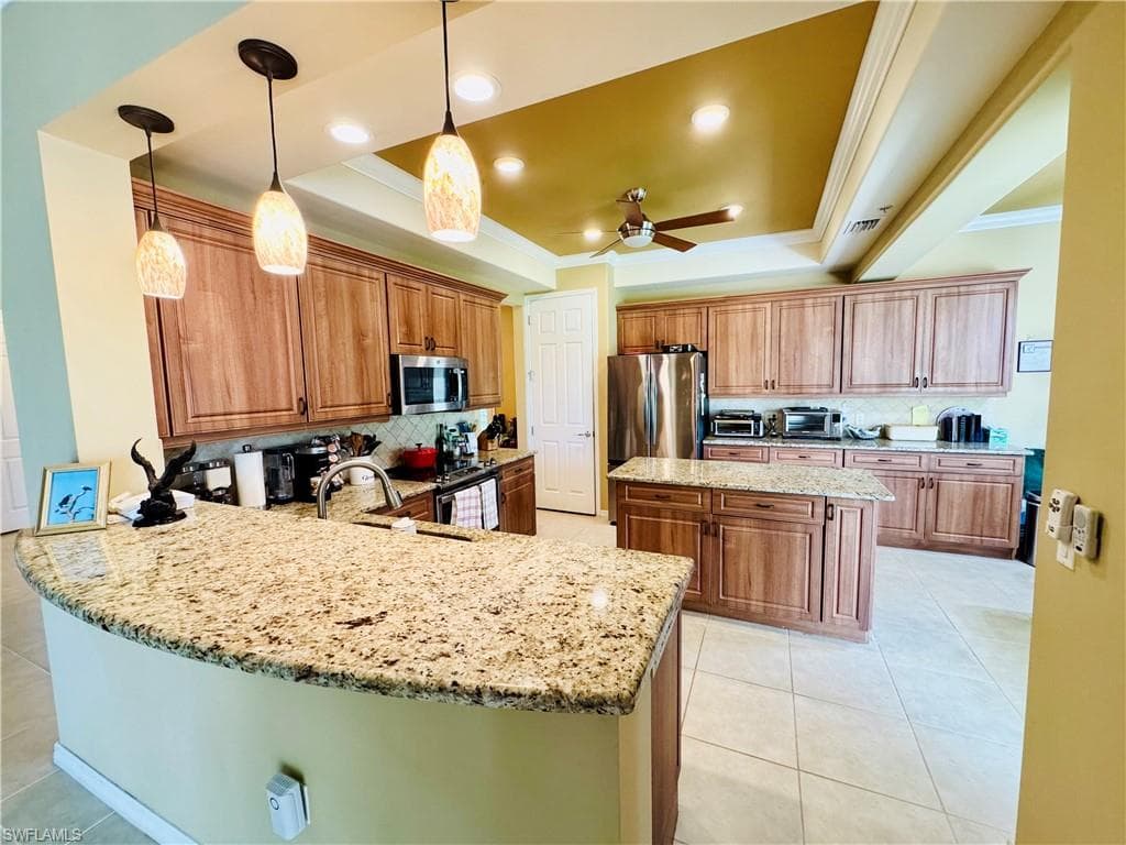 12038 Covent Garden Ct 704, Naples, FL 34120-5