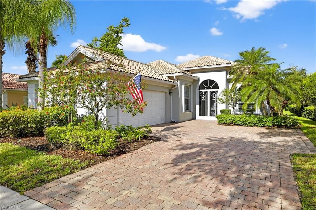 28856 Yellow Fin Trl, Bonita Springs, FL 34135-1