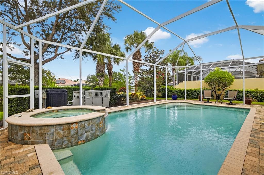 28856 Yellow Fin Trl, Bonita Springs, FL 34135-5