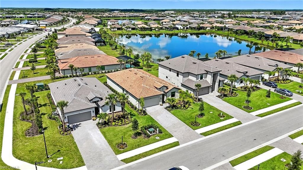 18514 Ives Dr, Estero, FL 33928-38