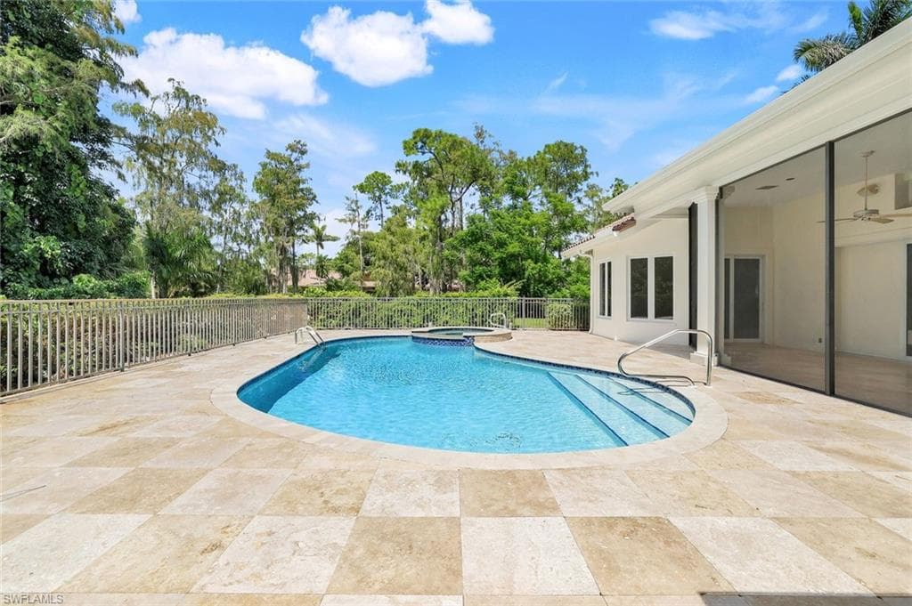 4502 Silver Fox Dr, Naples, FL 34119-30