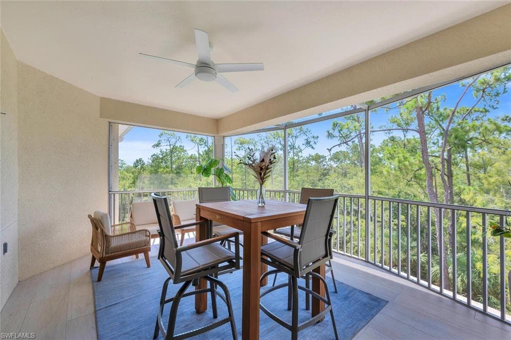 4833 Hampshire Ct 302, Naples, FL 34112-40