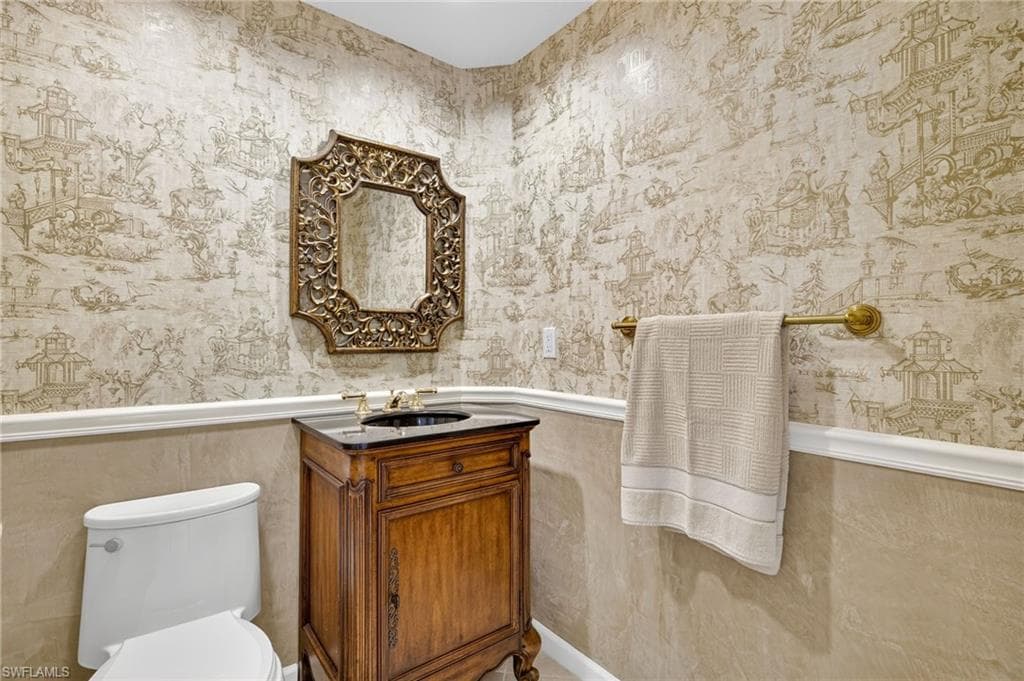 1060 Borghese Ln 702, Naples, FL 34114-9