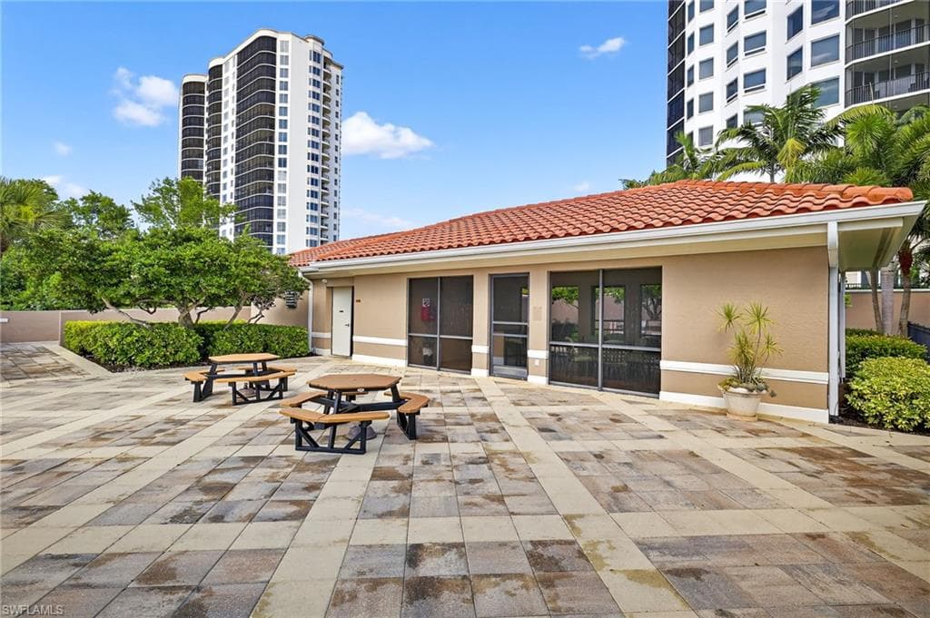1060 Borghese Ln 702, Naples, FL 34114-36