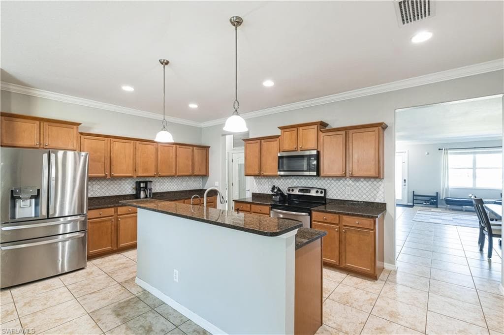 3300 Hampton Blvd, Alva, FL 33920-23