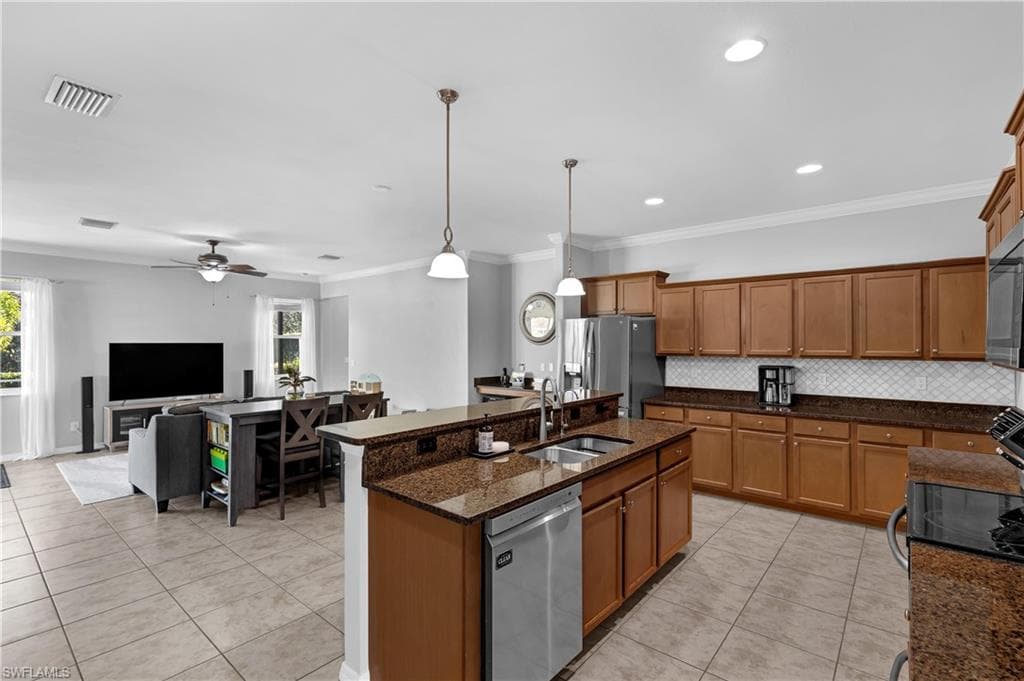3300 Hampton Blvd, Alva, FL 33920-8