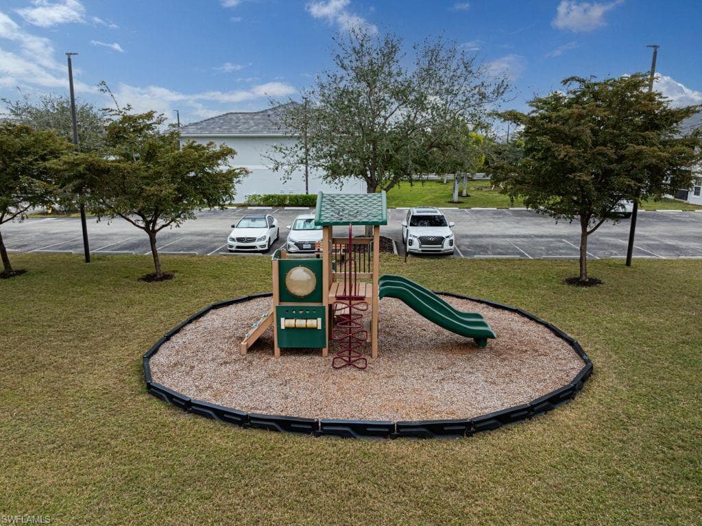 8416 Bernwood Cove Loop 1602, Fort Myers, FL 33966-29