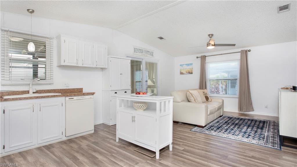 53 Oceans Blvd 53, Naples, FL 34104-10