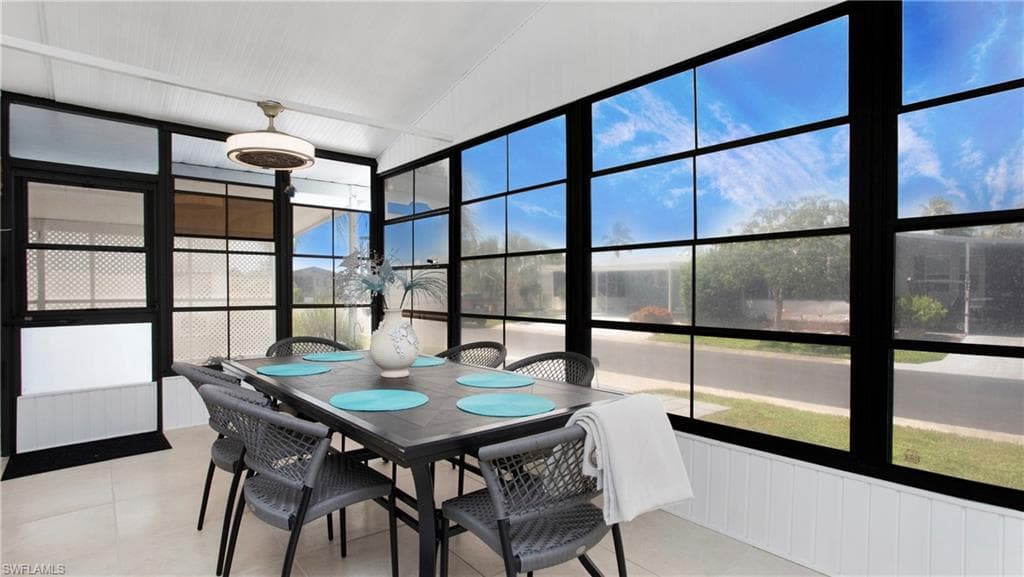 53 Oceans Blvd 53, Naples, FL 34104-20