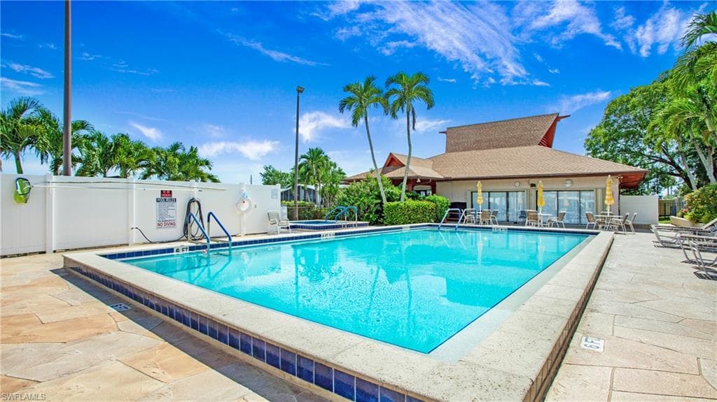 53 Oceans Blvd 53, Naples, FL 34104-30