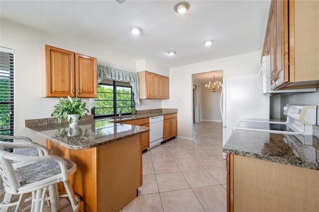 105 Champagne Ct, Naples, FL 34112-10