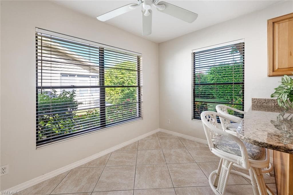105 Champagne Ct, Naples, FL 34112-11