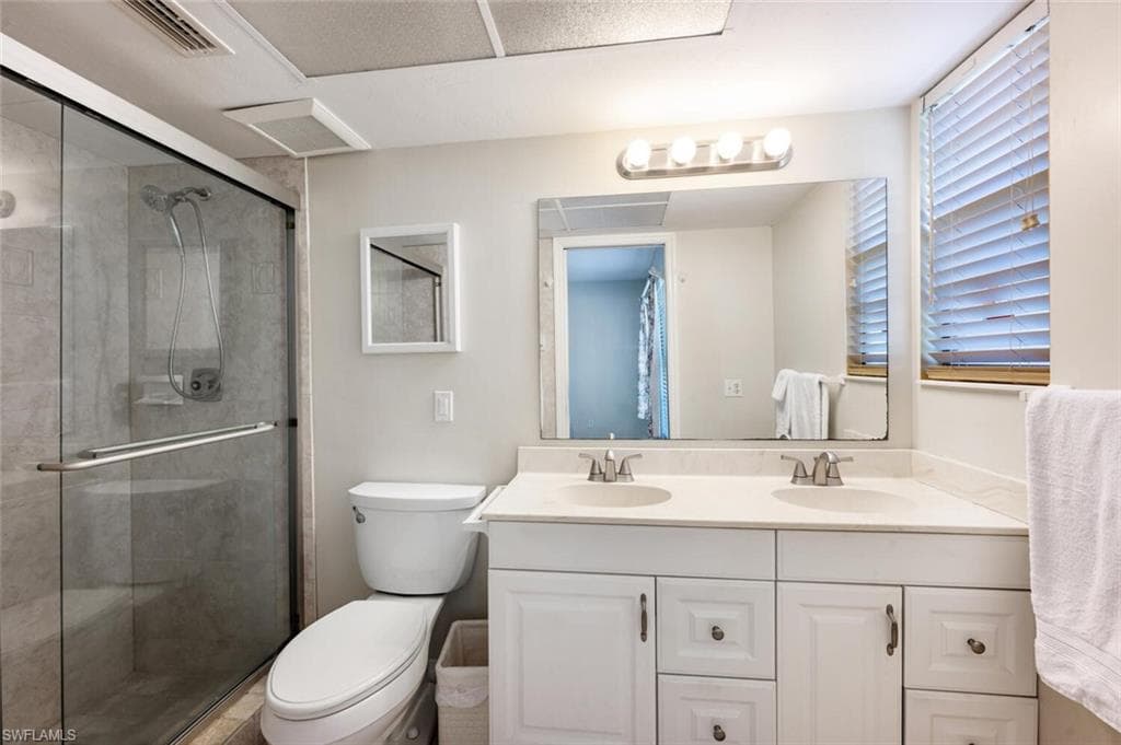 105 Champagne Ct, Naples, FL 34112-15