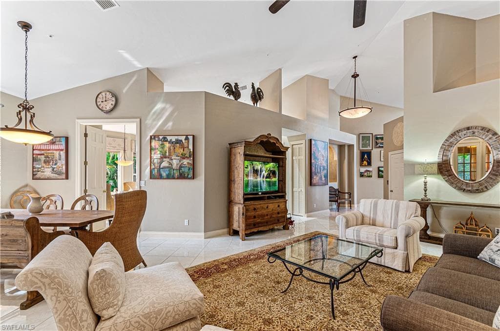 191 Colonade Cir, Naples, FL 34103-3