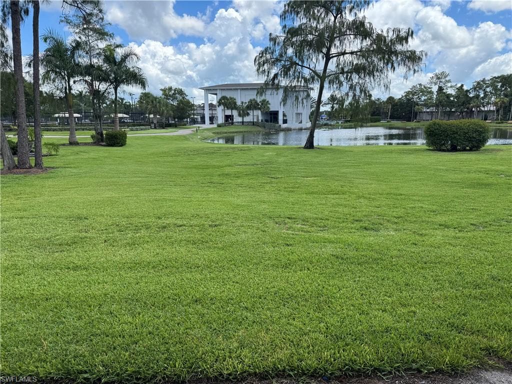 203 Courtside Dr B103, Naples, FL 34105-9